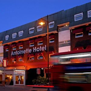 Antoinette Hotel Wimbledon